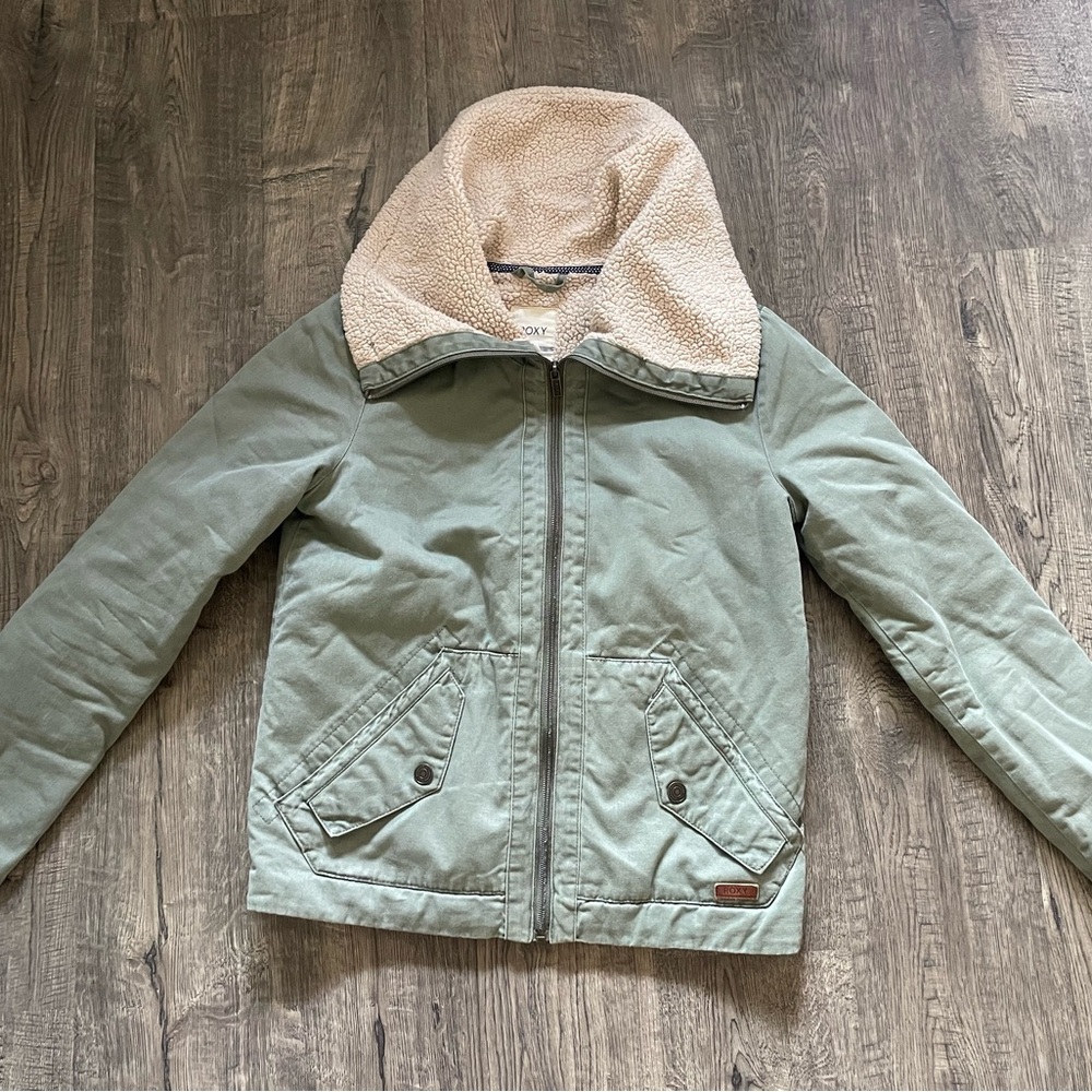 Roxy XS Green Jacket with Sherpa lining